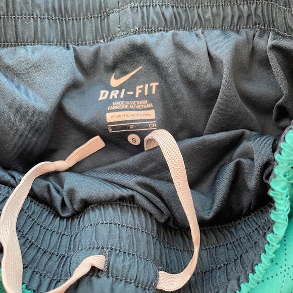 Nike Dri Fit Running Shorts Size Small Athletic‎ Workout - Picture 4 of 5